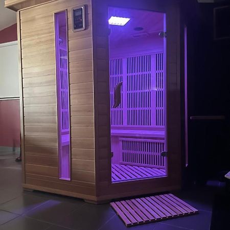 Suite Avec Sauna 36M² 尼奥尔 外观 照片